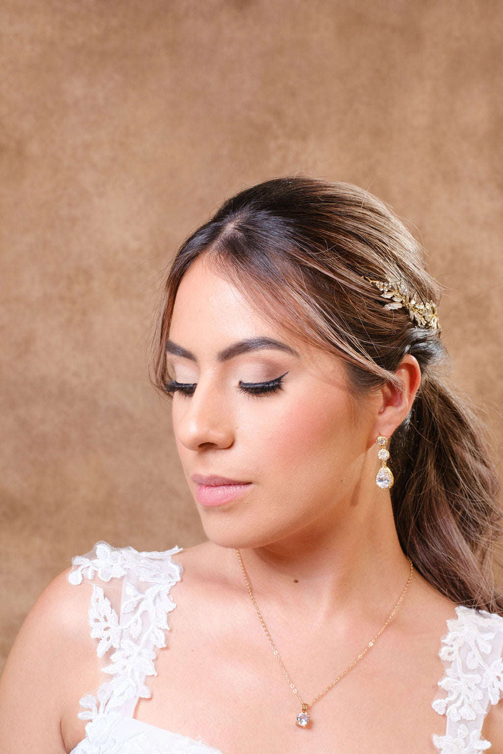 Aretes Lara